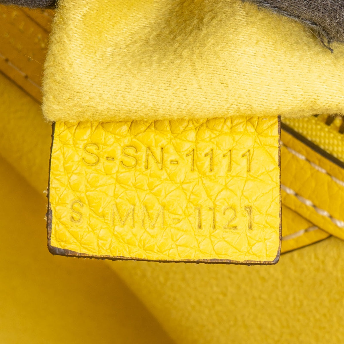 Celine Yellow Drummed Calfskin Luggage Tote Handtas