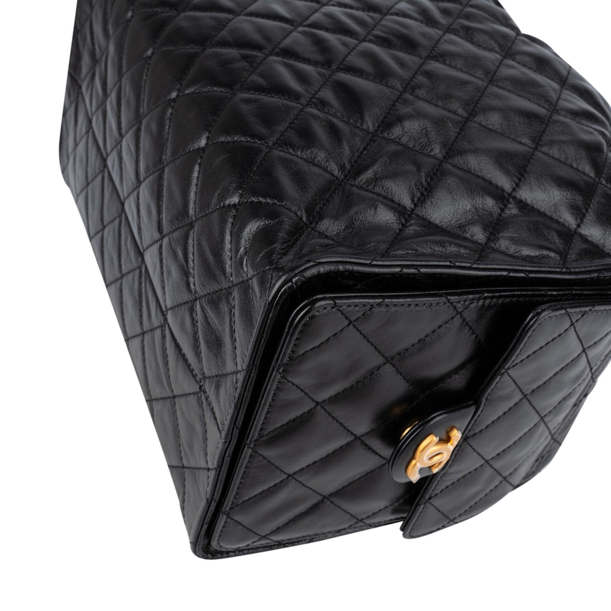 Chanel 25 Medium gewatteerde lamsleren bucket-schoudertas met trekkoord