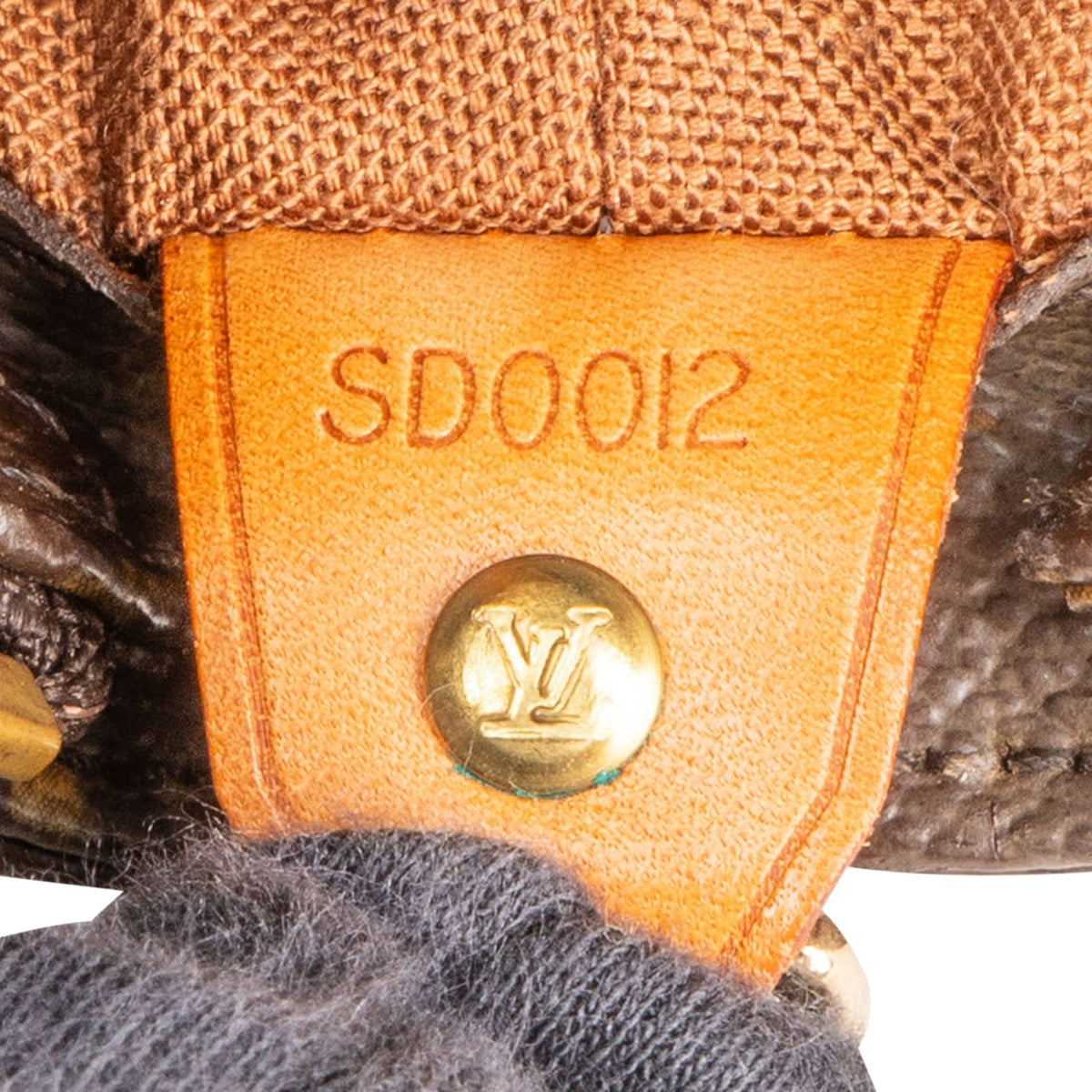 Bolso de hombro Cabas Mezzo de lona Monogram de Louis Vuitton
