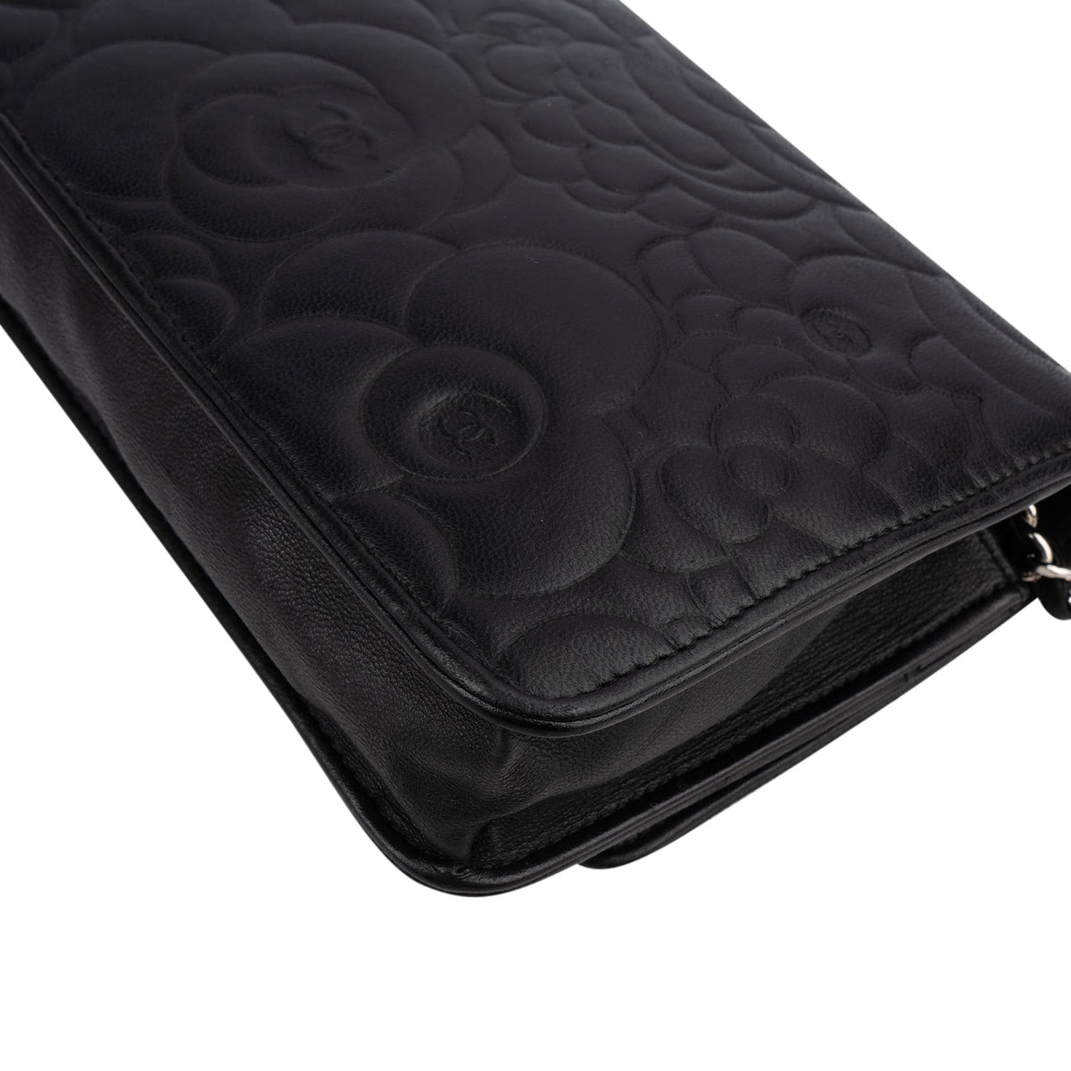 Chanel Camellia Embossed Wallet on Chain Umhängetasche, Bild 8 von 14