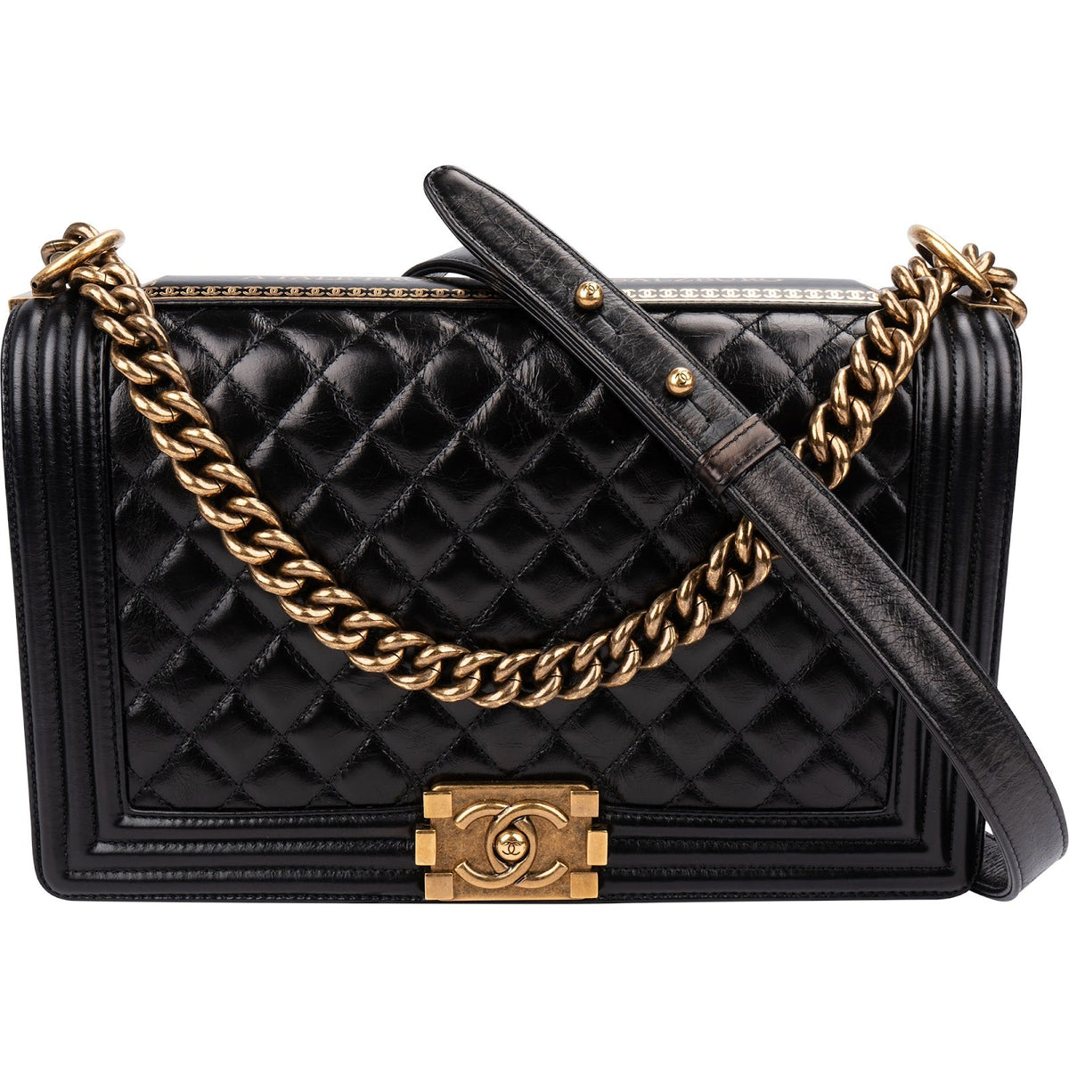 Chanel Large Boy Bag Paris-Salzburg aus Kalbsleder in Knitteroptik – Vorderansicht