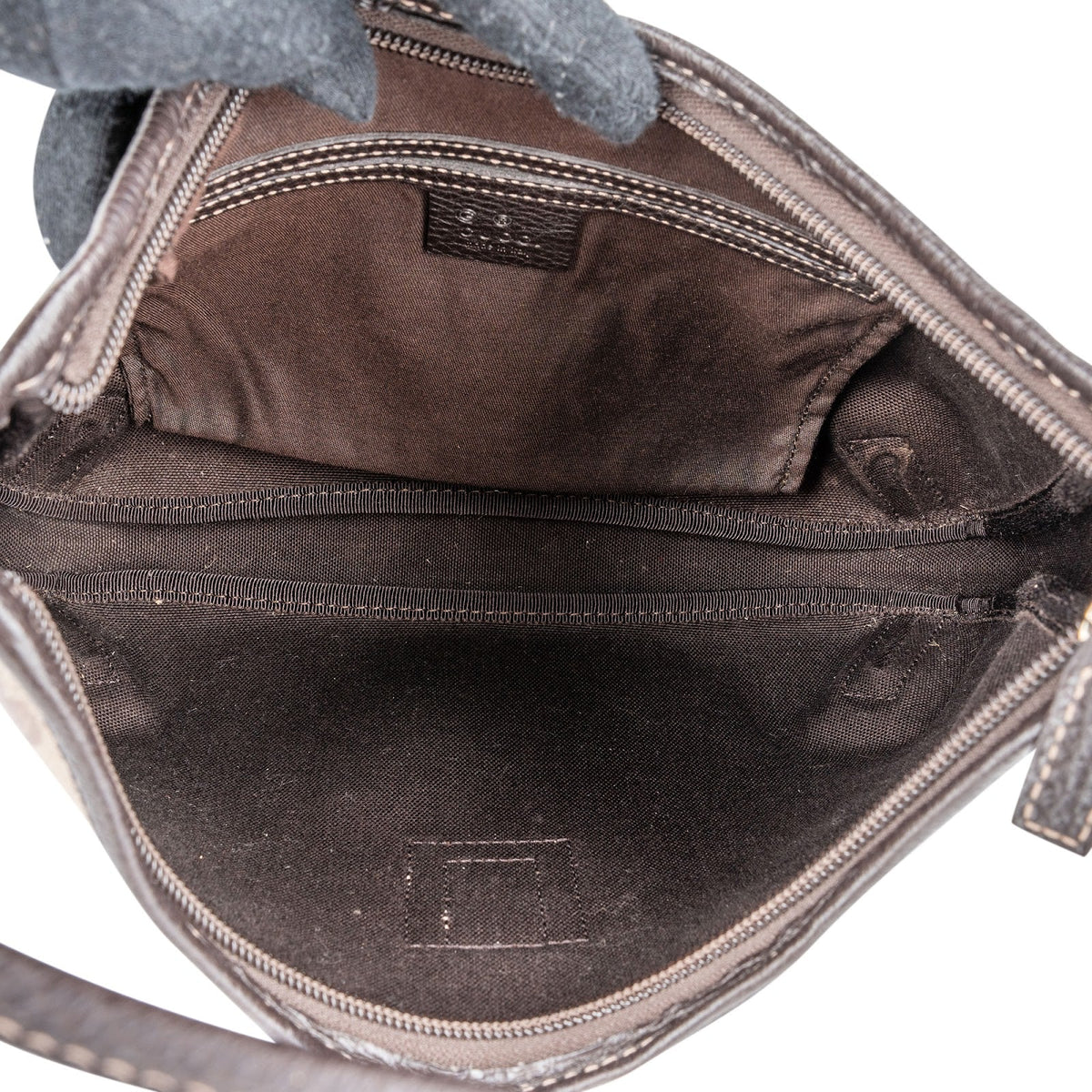 Gucci Monogram GG Canvas Abbey D-Ring Schultertasche, Bild 9 von 11