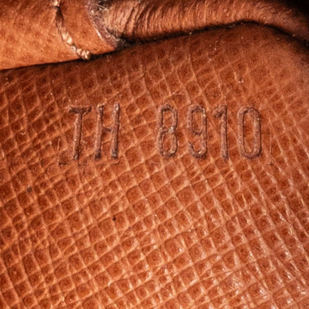 Louis Vuitton Monogram Canvas Chantilly MM crossbody tas