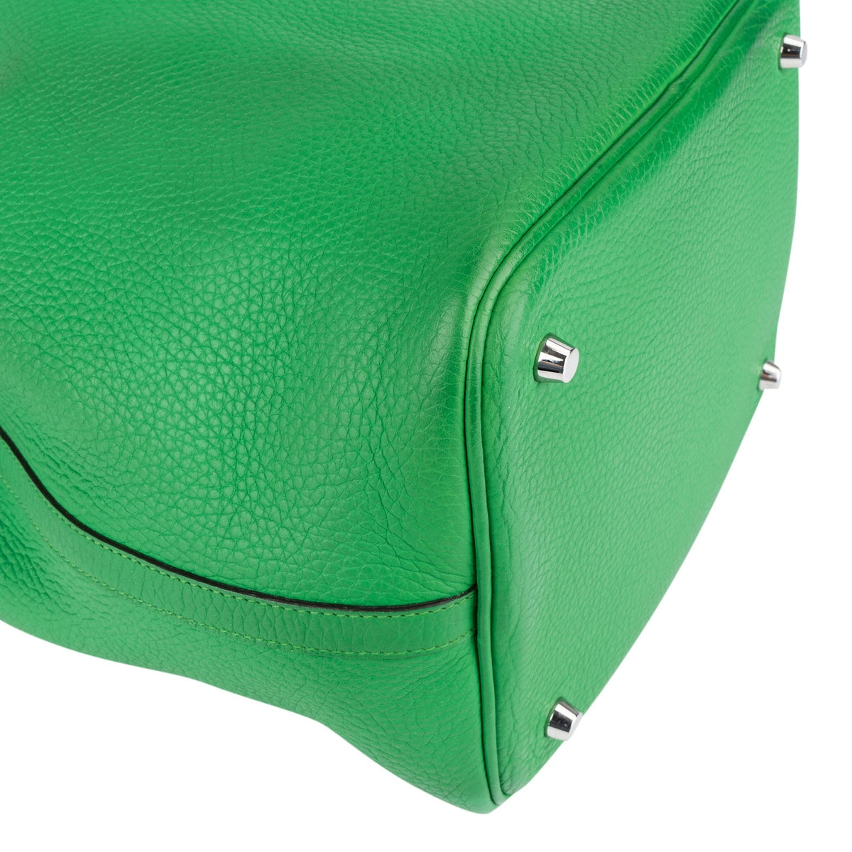 Borsa Hermès Picotin Lock 22 (MM) in Taurillon Clemence verde