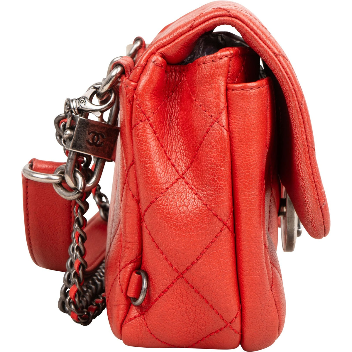 Borsa a tracolla Chanel Paris Seoul Small Single Flap in pelle di capra trapuntata con cuciture e doppia portabilità