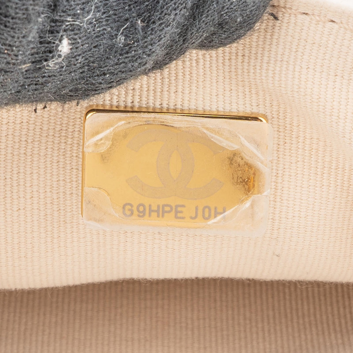 Chanel Leder Small Wavy CC Umhängetasche, Bild 13 von 13