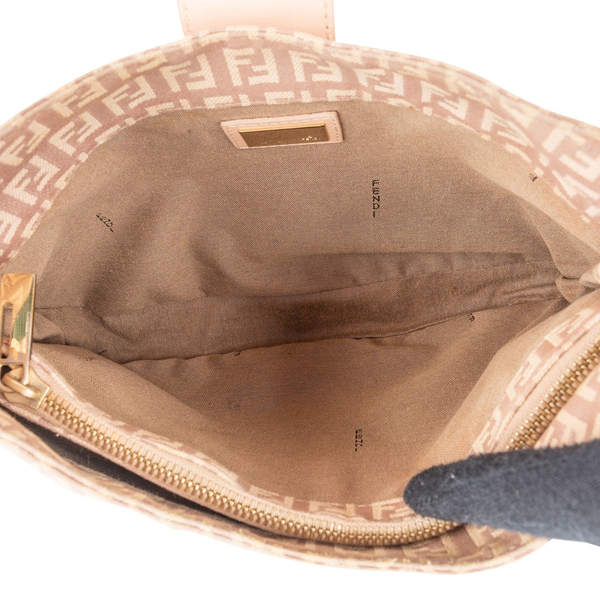 Fendi FF Zucca Canvas Baguette Buckle Schultertasche, Bild 10 von 12