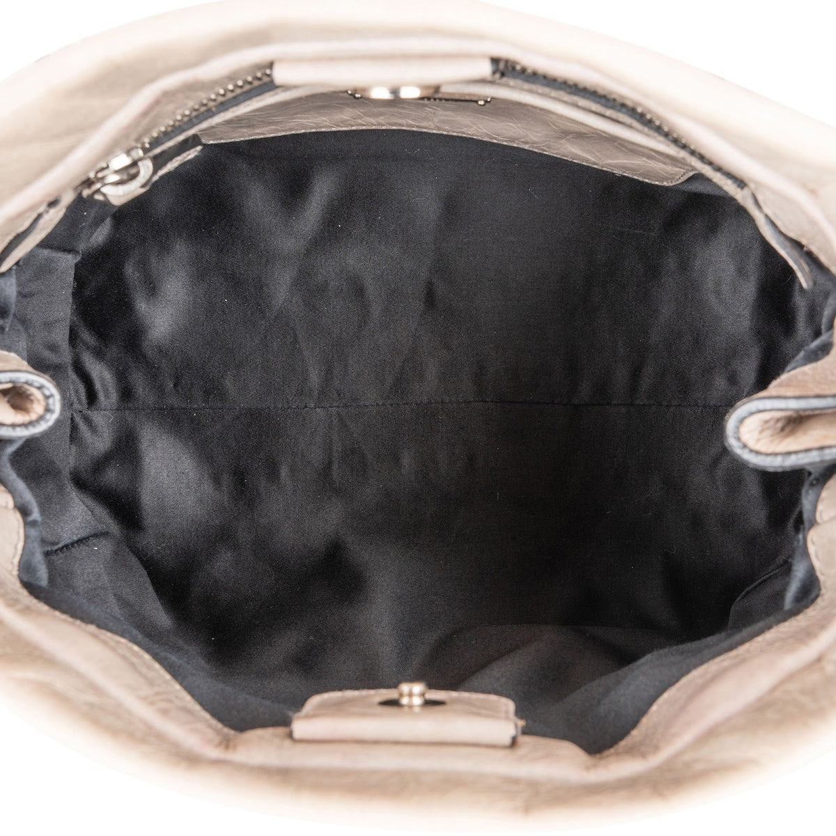Miu Miu Vitello Lux lederen kleine hobo-handtas met strik