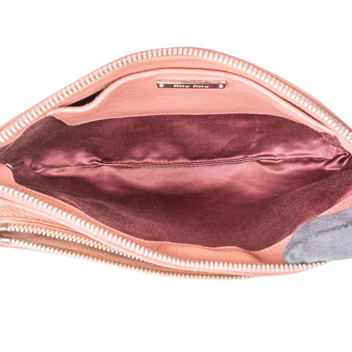 Miu Miu genarbtes Leder Double Zip Umhängetasche, Bild 9 von 11