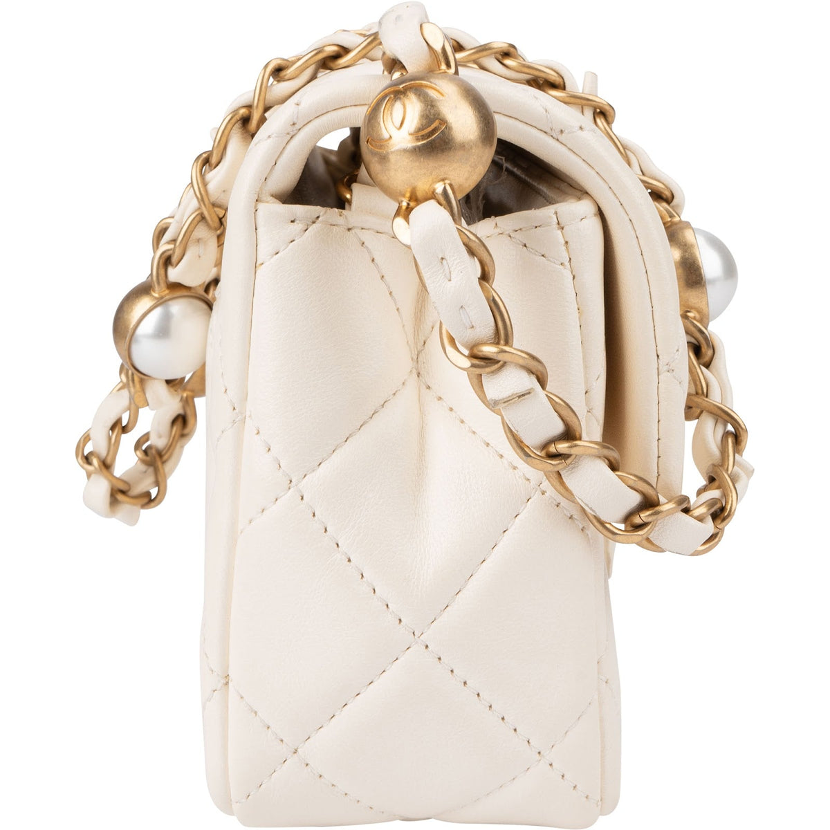 Sac bandoulière Chanel Mini Rectangular à rabat simple en cuir d'agneau matelassé avec perles