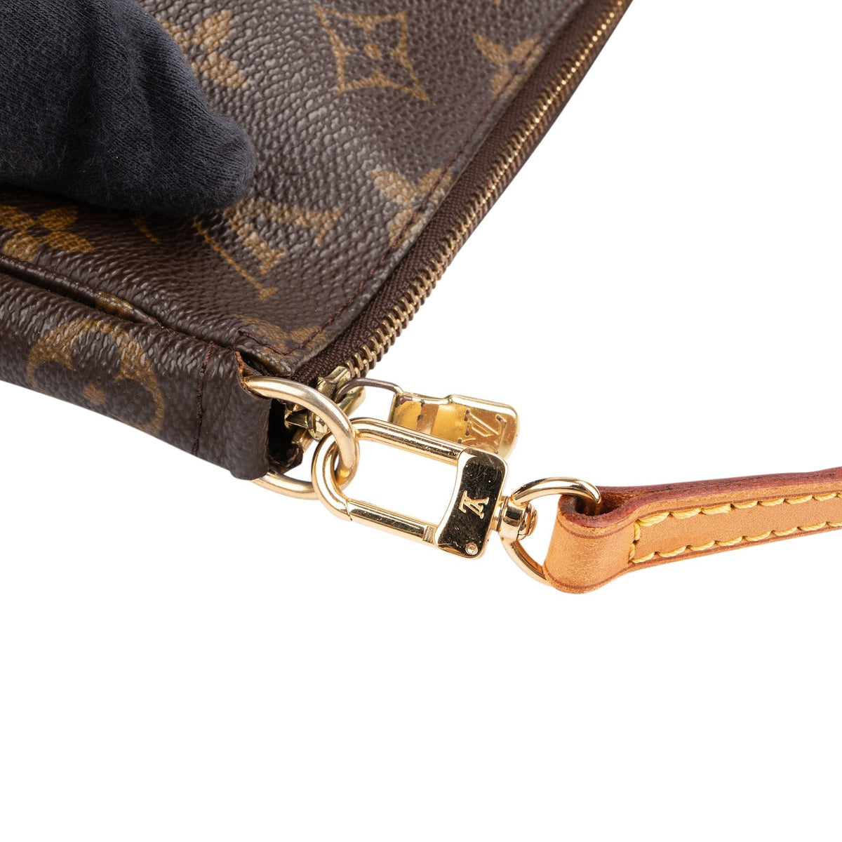 Louis Vuitton Pochette Accessoires aus Monogram Canvas – Ansicht 8