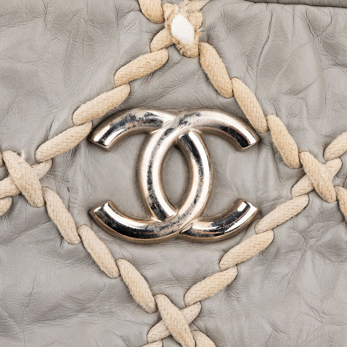 Chanel Crinkled Leder Braided Bowler Schultertasche, Bild 10 von 13