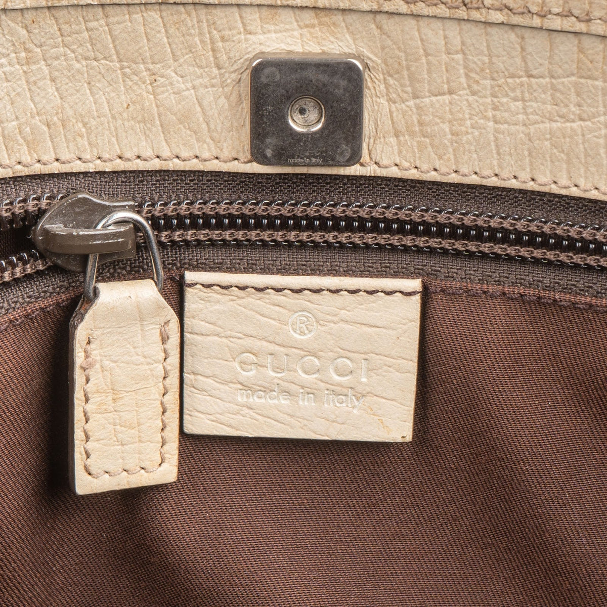 Gucci Monogram GG Supreme Handtasche, Bild 9 von 10