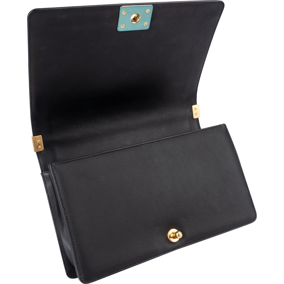 Sac bandoulière Chanel Boy New Medium à rabat simple en cuir d'agneau matelassé