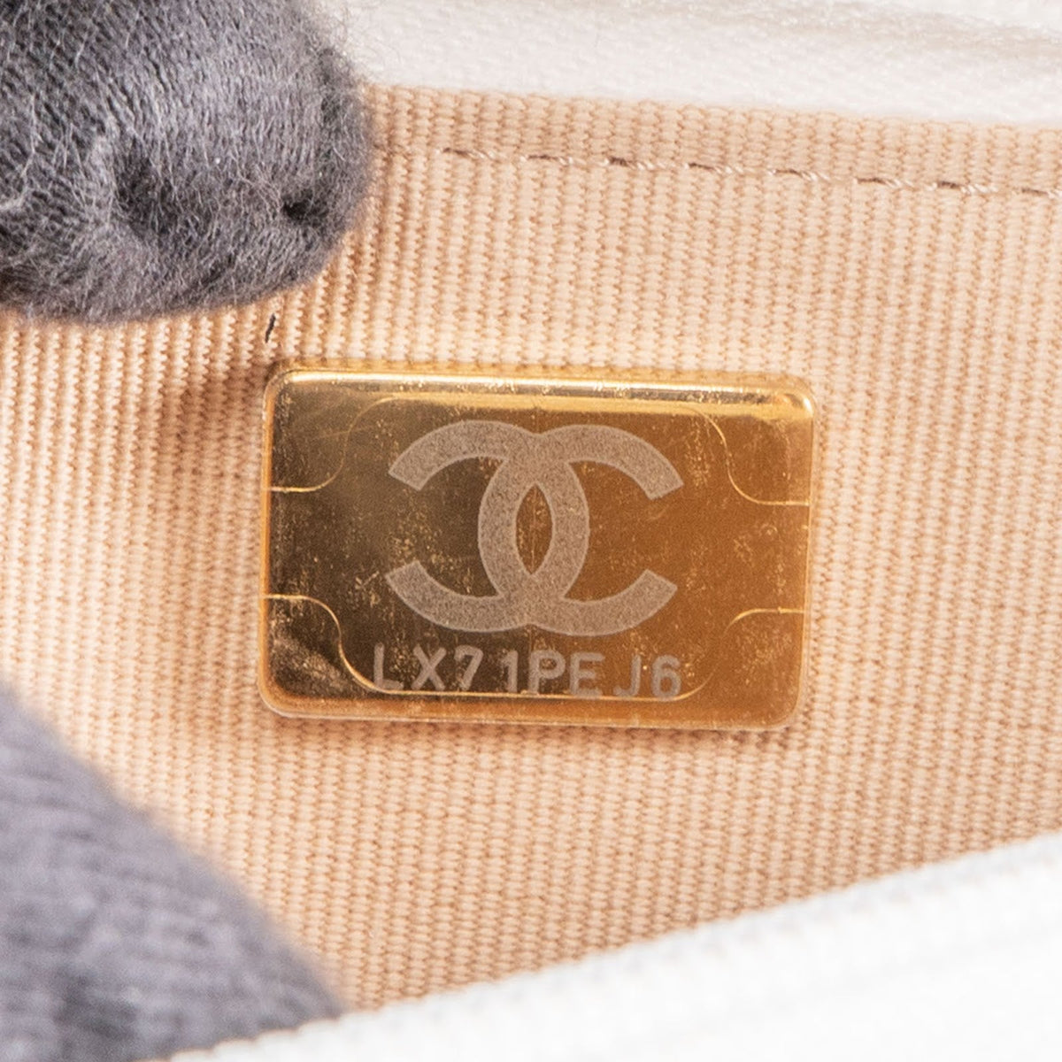 Borsa a tracolla Chanel Wallet On Chain in pelle Caviar trapuntata