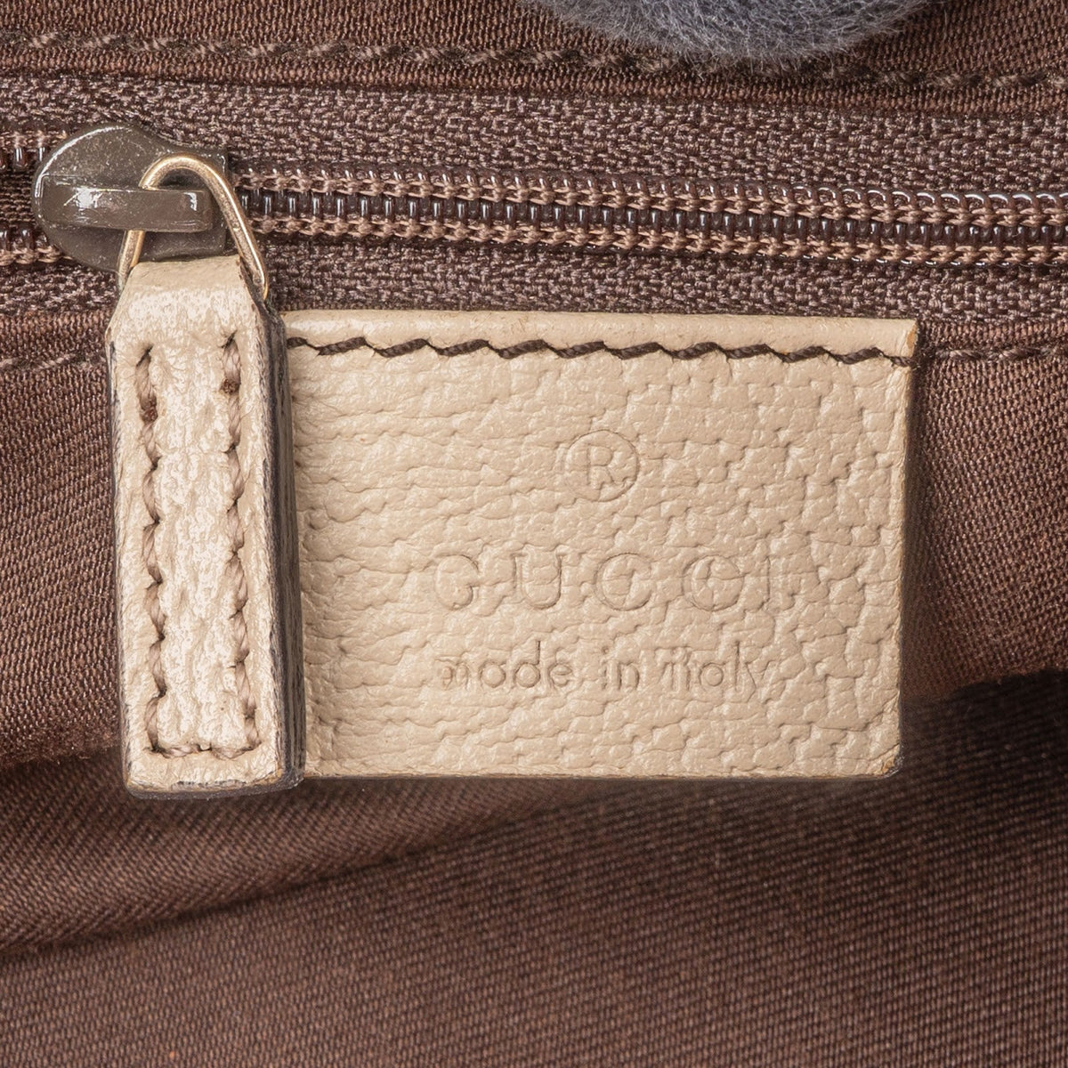 Borsa a spalla Gucci Abbey in tela Monogram GG