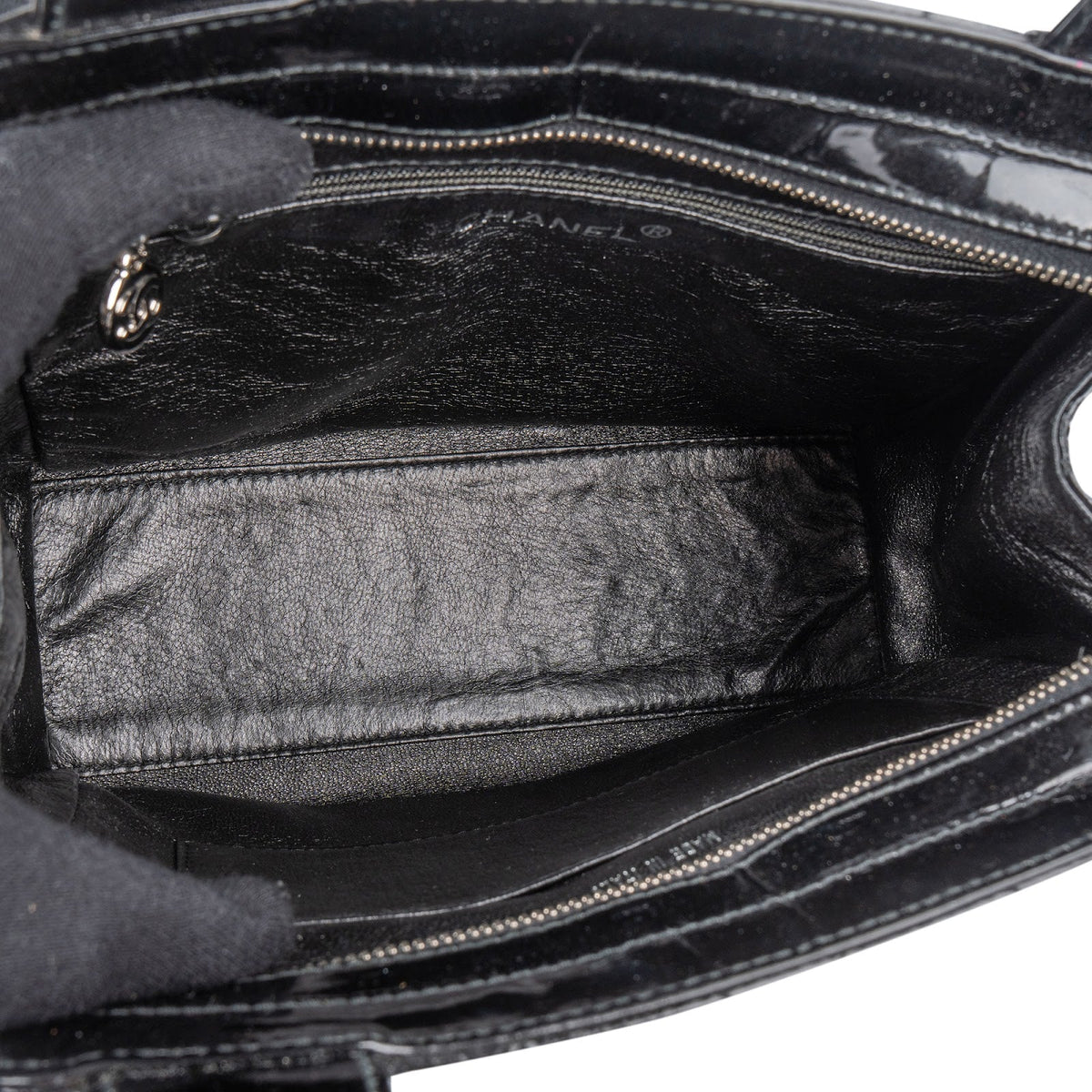 Chanel gewatteerde lakleren CC kleine tote handtas