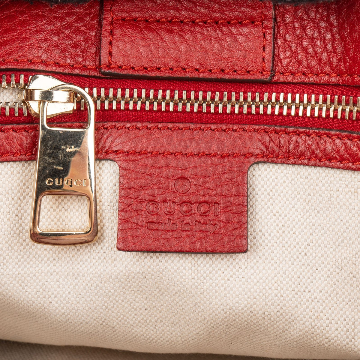 Gucci Tote-handtas van generfd leer met bamboe handvat