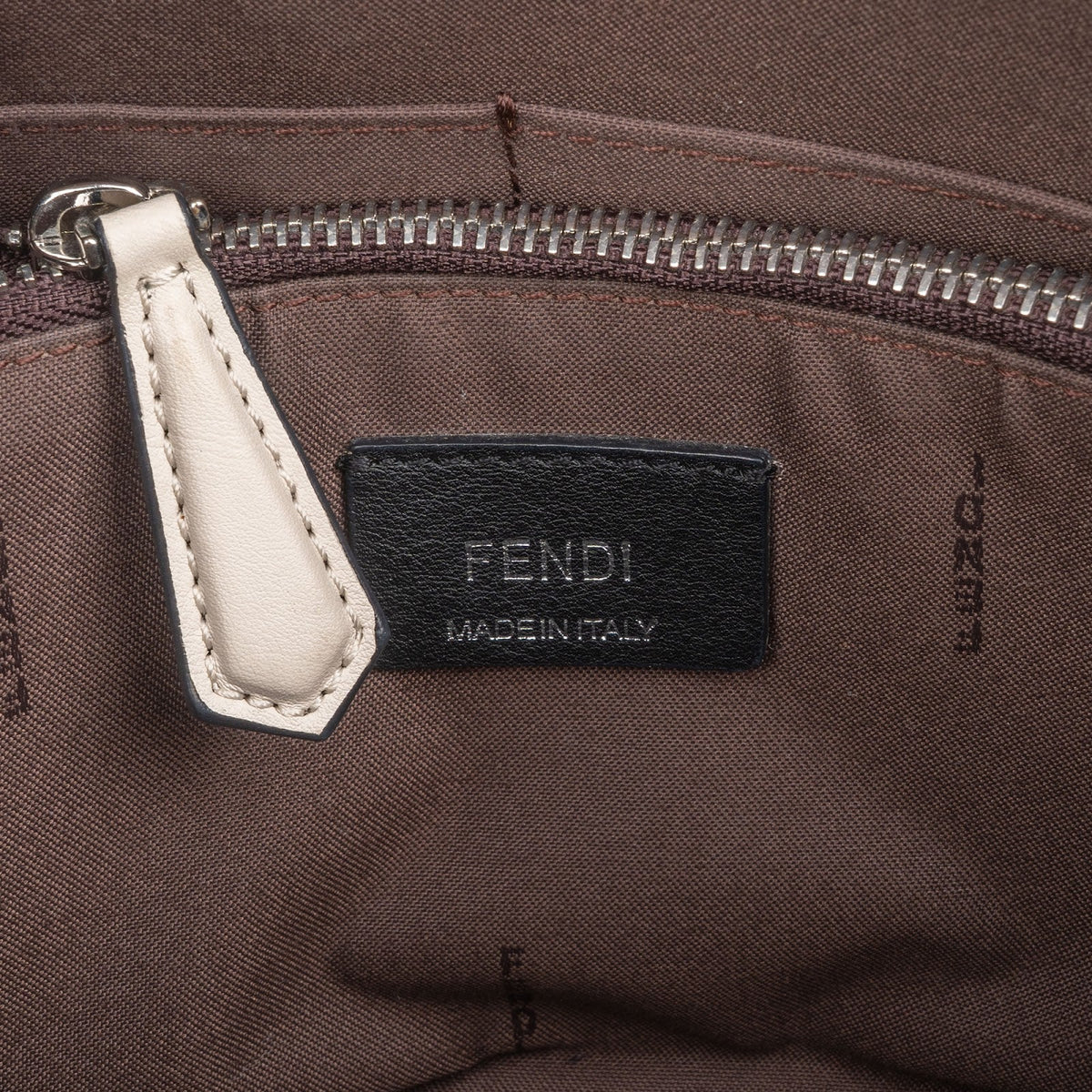 Fendi By The Way Boston aus Leder – Ansicht 13