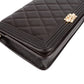 Bolso bandolera Chanel Boy Wallet On Chain en piel de caviar acolchada