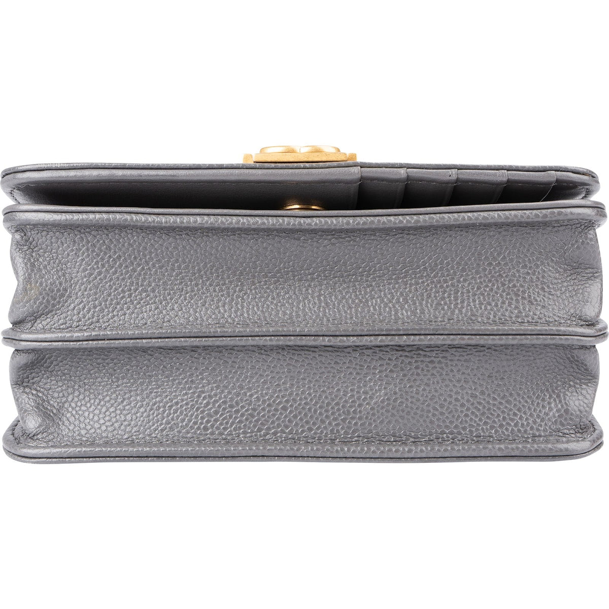 Chanel Small Boy Wallet on Chain aus Caviar-Leder – Detailansicht 5