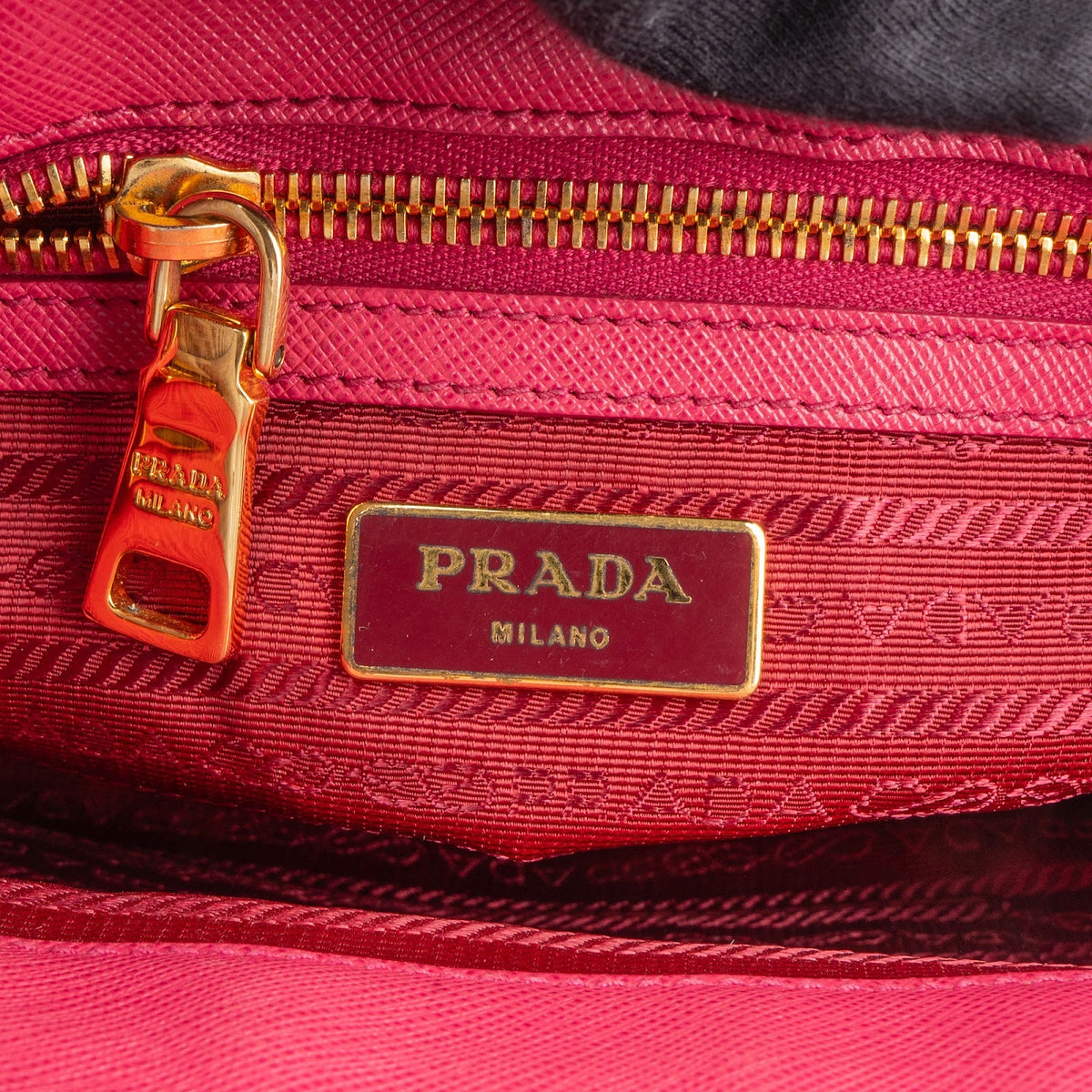 Prada Galleria Small aus rosa Saffiano-Leder – Ansicht 11