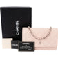 Sac bandoulière Chanel Wallet On Chain en cuir caviar matelassé et bijouterie palladium