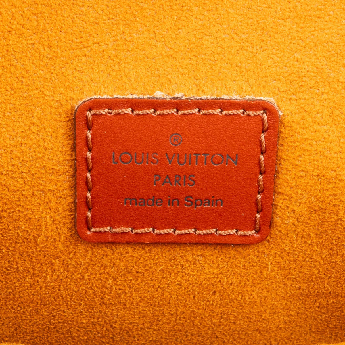 Louis Vuitton Voltaire aus Epi-Leder in Kenyan Fawn – Ansicht 10