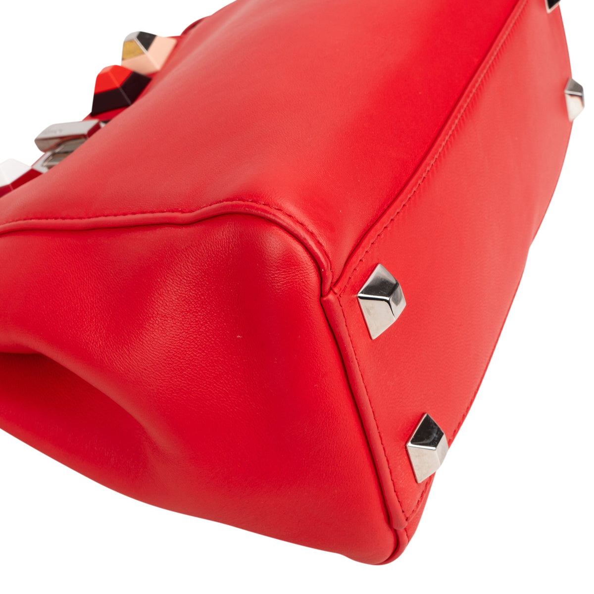 Fendi Mini Peekaboo-handtas van rood leer met studs
