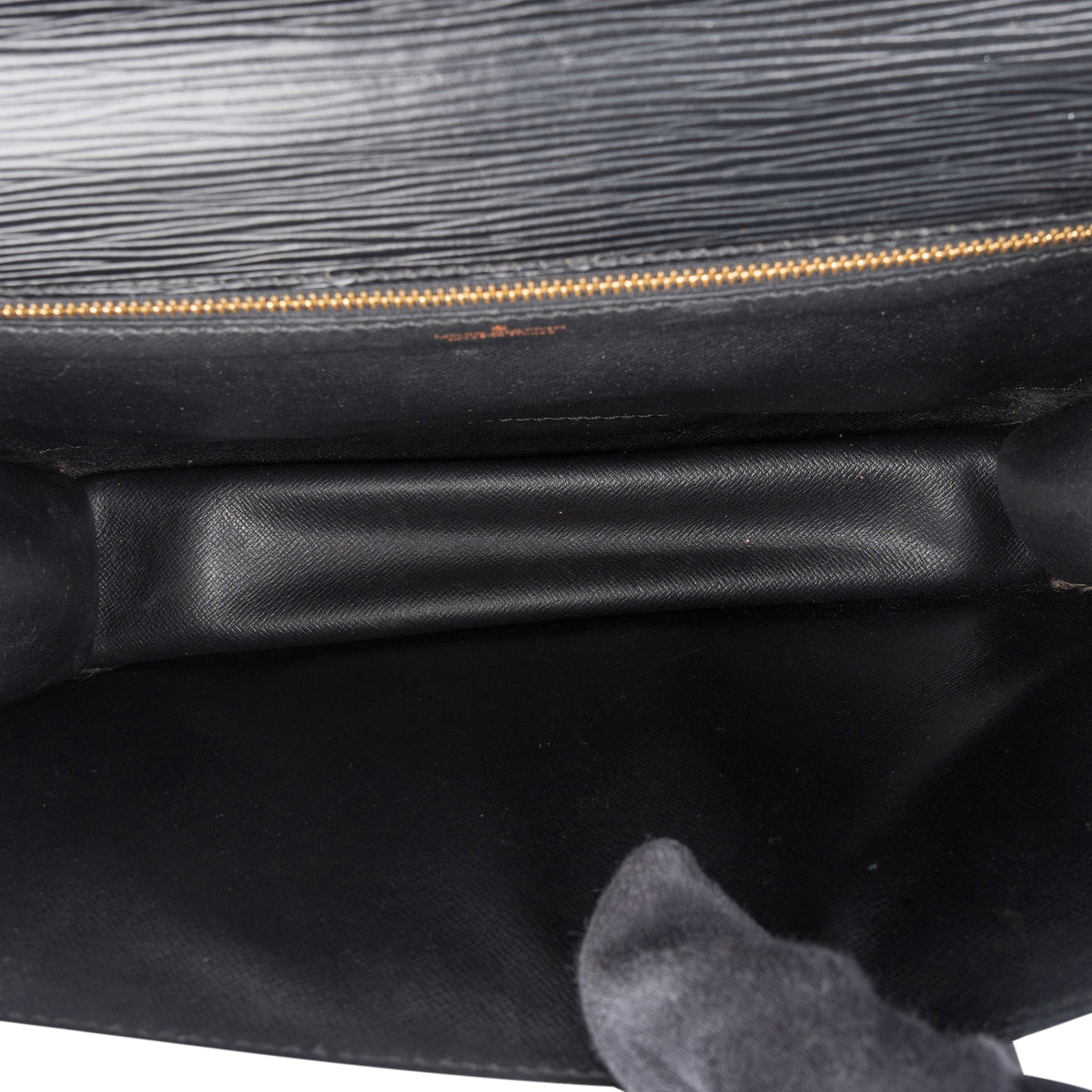 Louis Vuitton Noir Epi Leder Monceau Handtasche, Bild 8 von 12