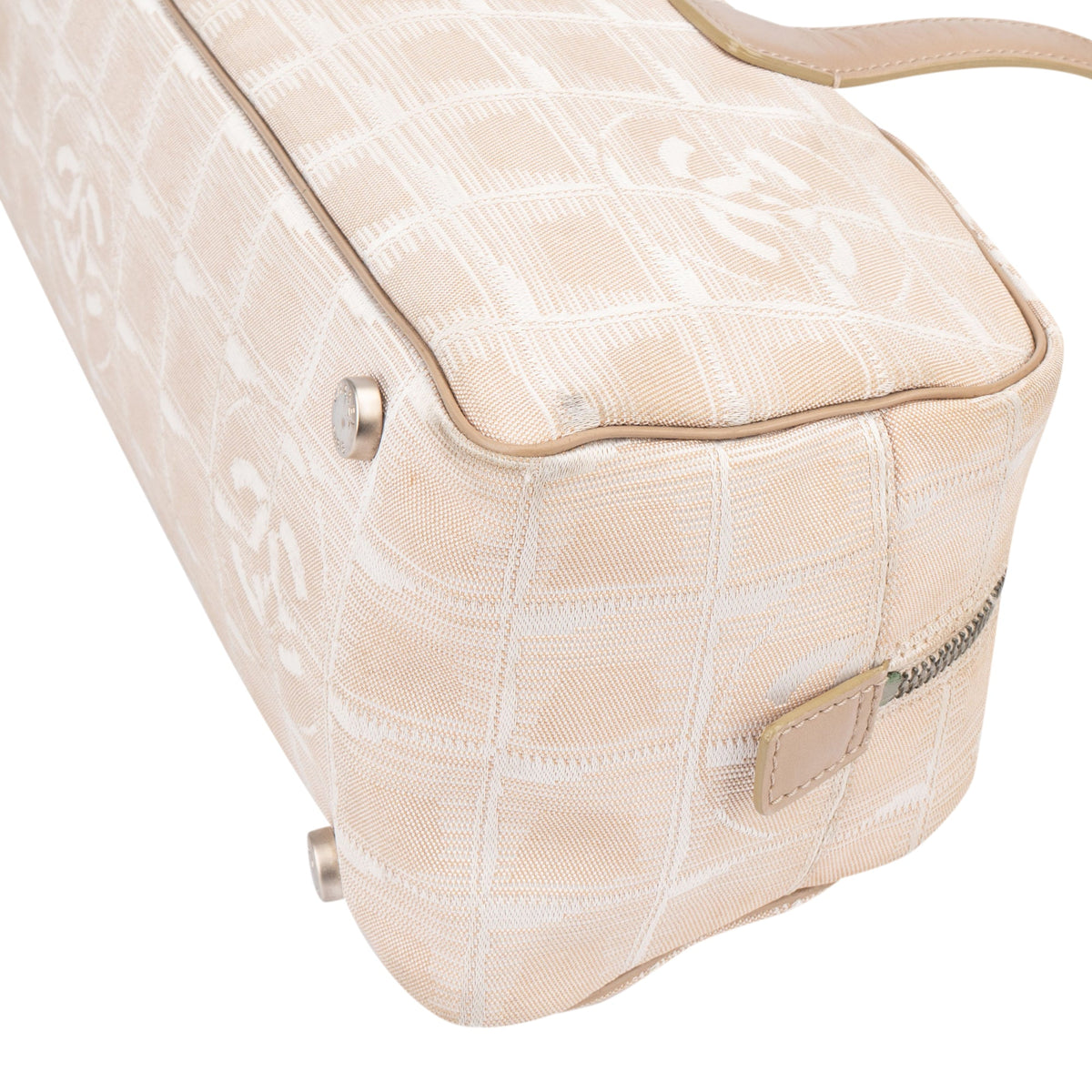 Chanel Travel Line Monogram Handtasche, Bild 8 von 11