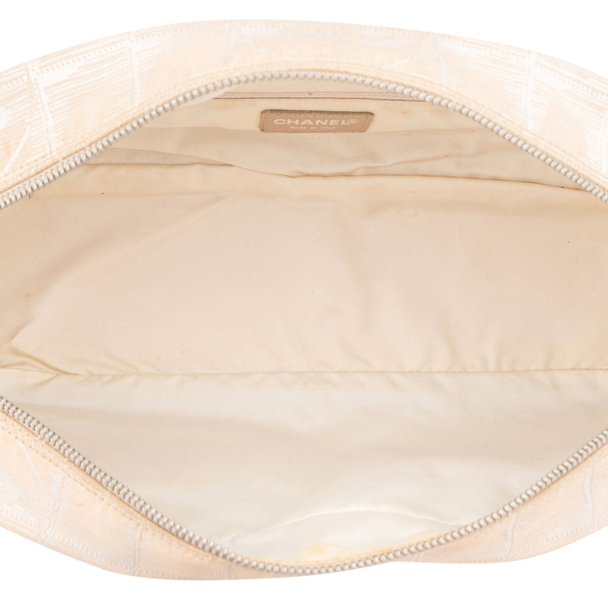Chanel Travel Line Monogram Handtasche, Bild 9 von 11