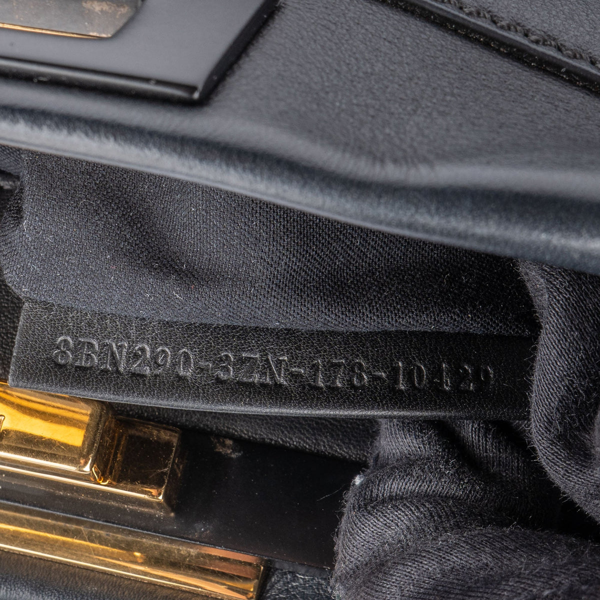 Fendi Peekaboo aus schwarzem Leder – Ansicht 13