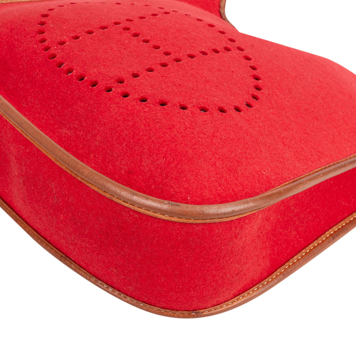 Bolso bandolera Evelyne PM de fieltro de lana color rojo de Hermès