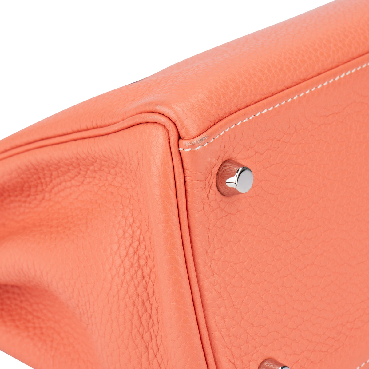 Sac à main Kelly 28 Retourne en cuir Taurillon Clémence Hermès couleur Crevette