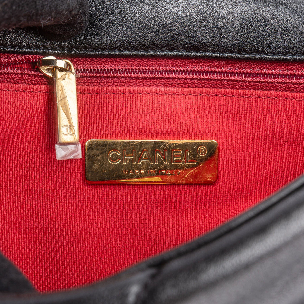 Bolso bandolera Chanel 19 Single Flap en piel de cordero acolchada