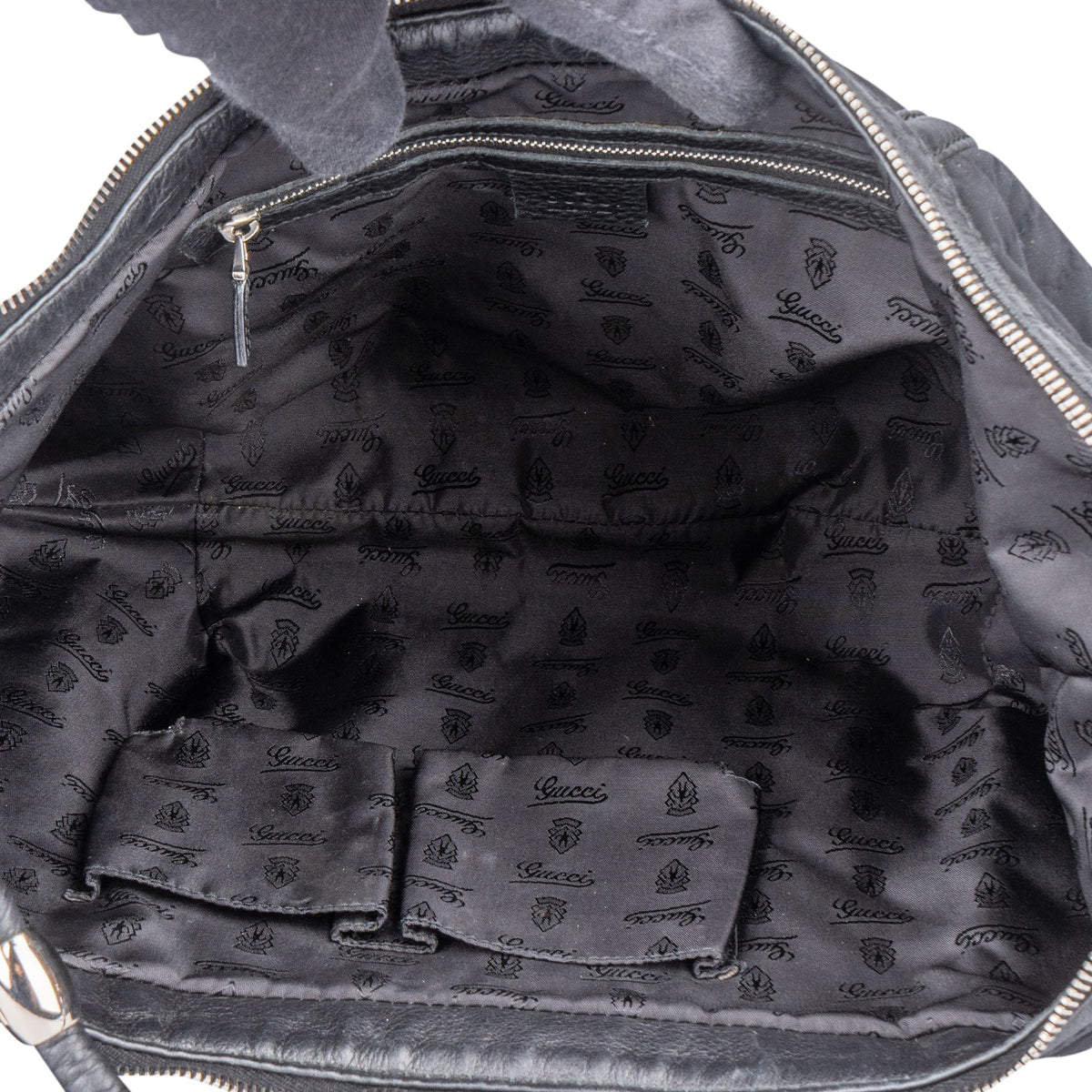 Sac hobo Gucci à monogramme GG et bambou