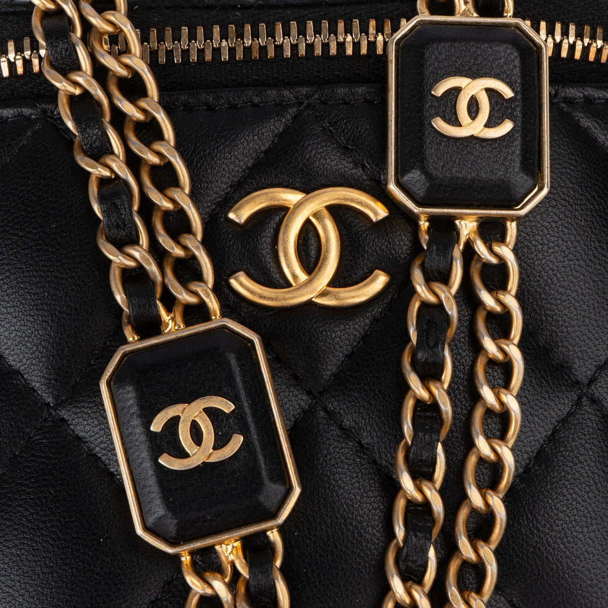 Borsa a mano Mini CC Charmy Vanity in pelle di agnello trapuntata Chanel