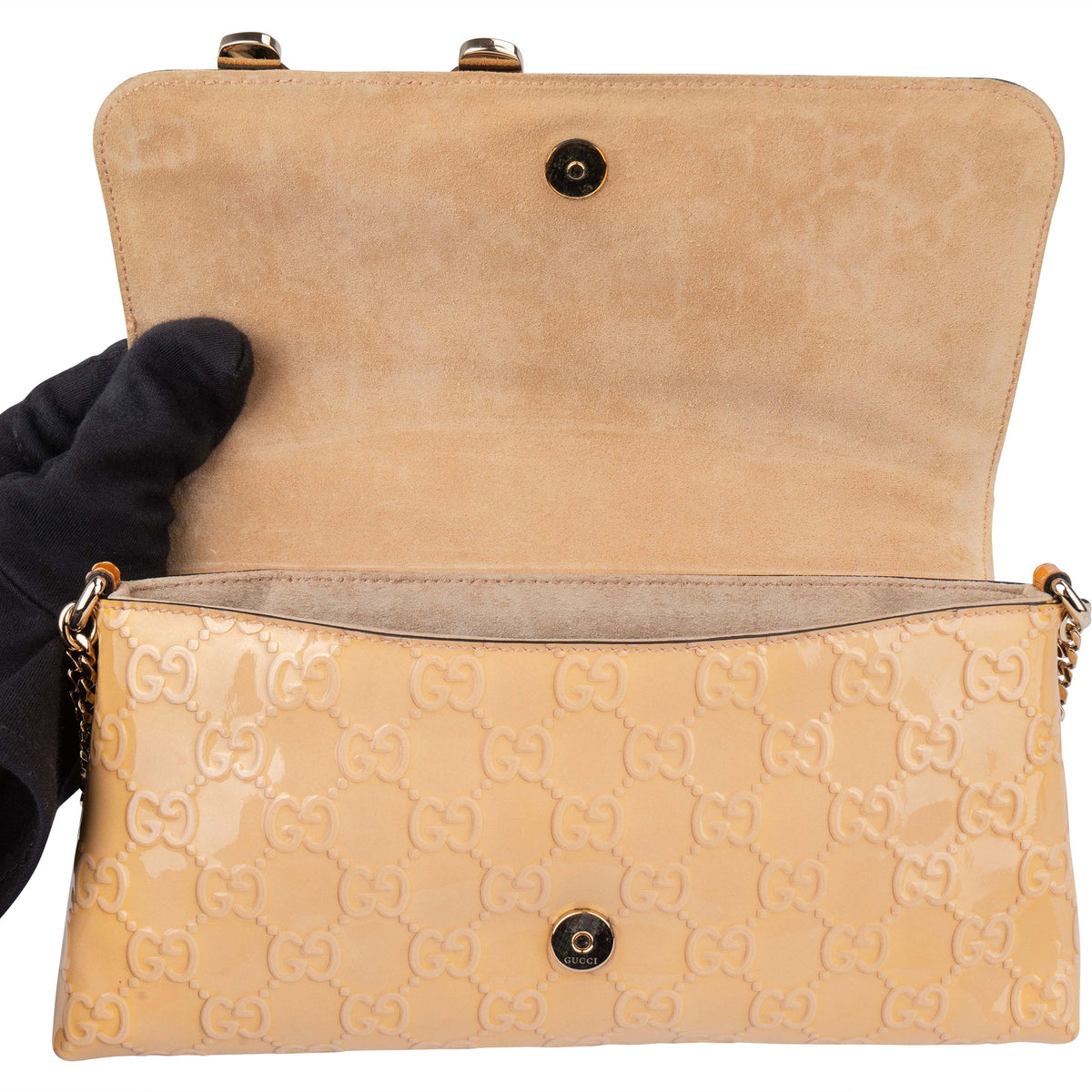 Bolso de hombro con solapa y forma de corazón de charol de Gucci