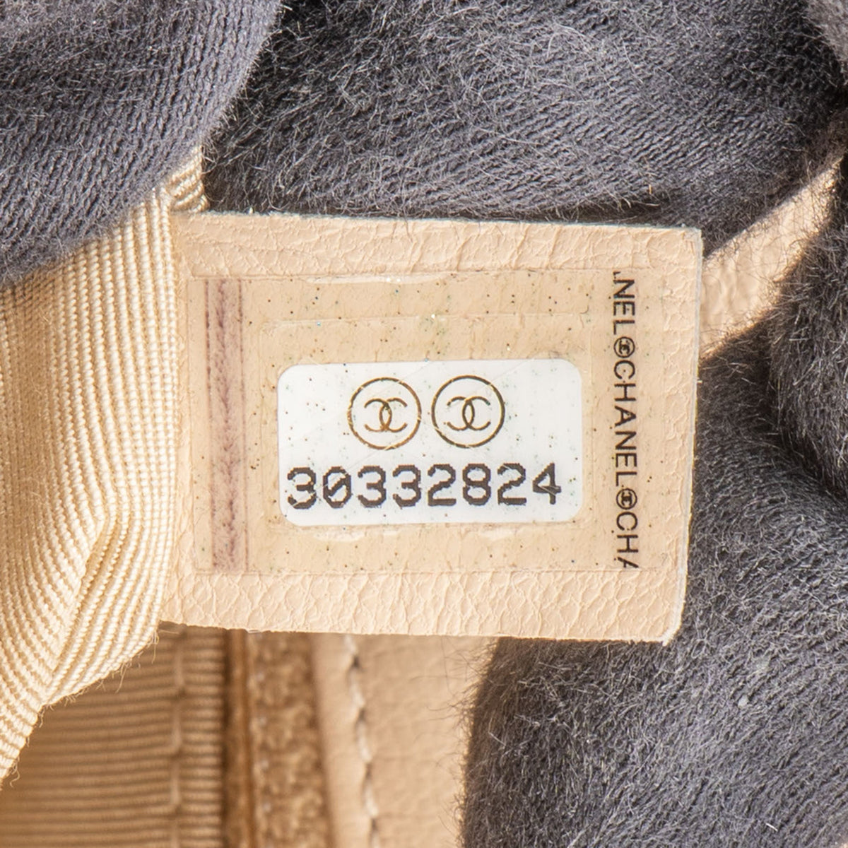 Chanel 19 Single Flap aus gestepptem Leder – Ansicht 15