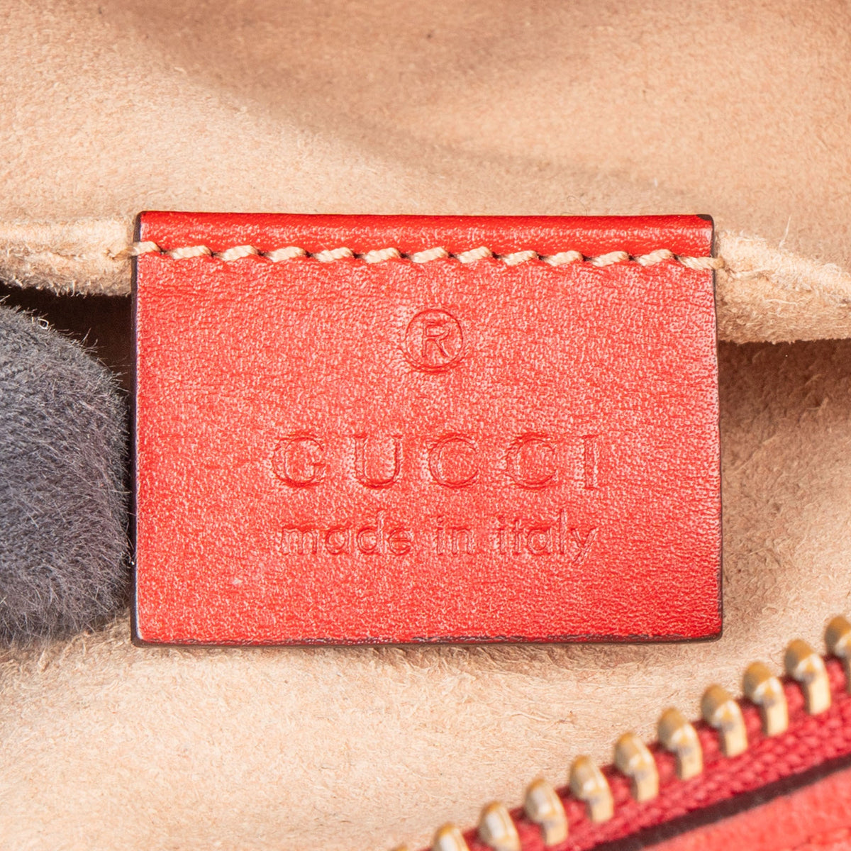 Sac bandoulière Gucci GG Marmont en cuir rouge