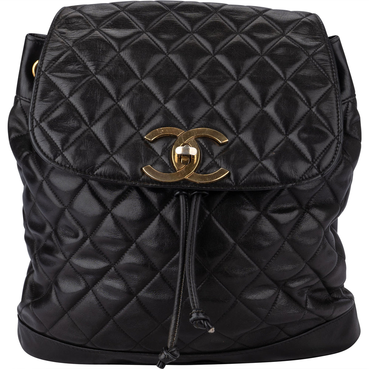 Zaino Chanel in pelle di agnello trapuntata con finiture in oro 24K
