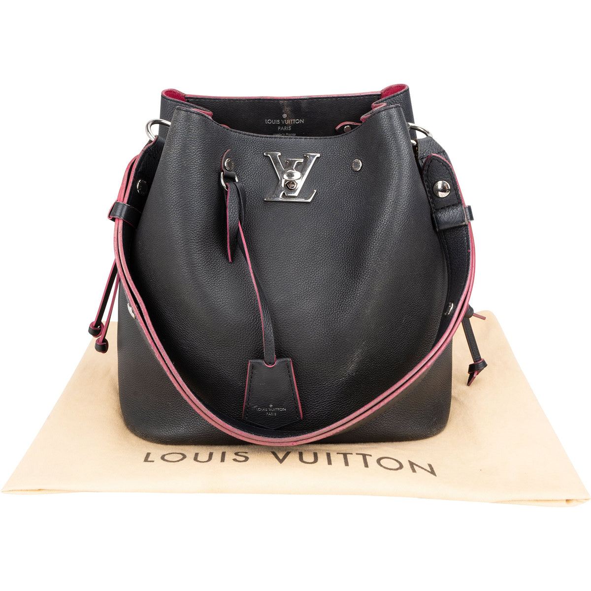 Borsa a spalla Louis Vuitton Lockme Bucket in pelle nera