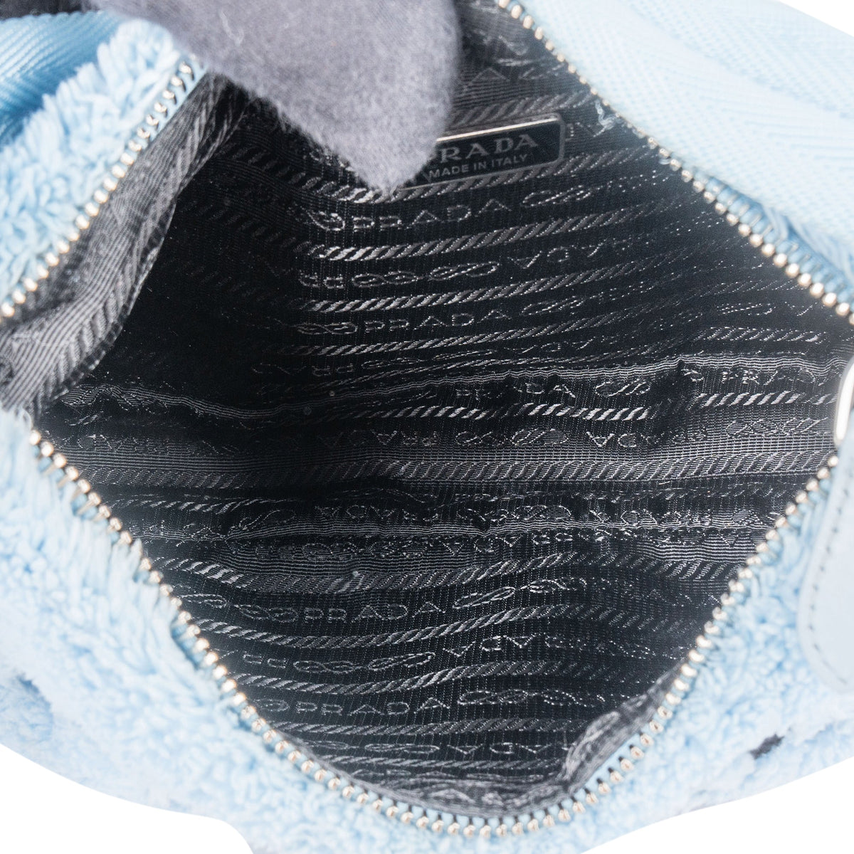 Prada Blau Terry Re-Edition Handtasche, Bild 8 von 10