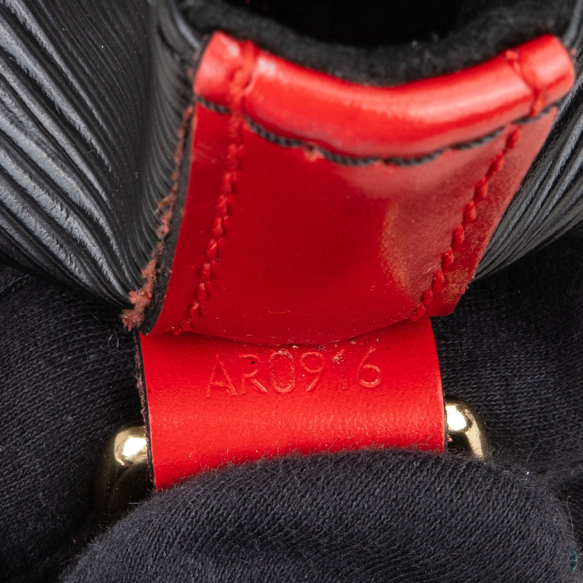 Louis Vuitton Bicolor Epi Sac Noe Grande Schultertasche, Bild 10 von 10