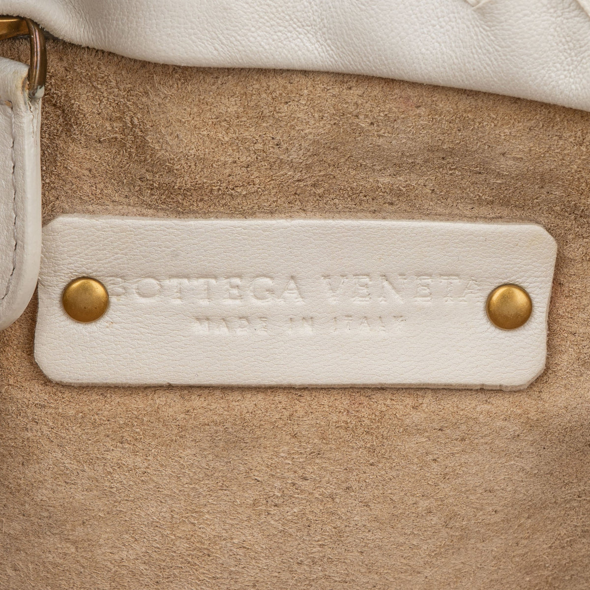 Bolso de mano Bottega Veneta de piel Intrecciato color blanco con cierre