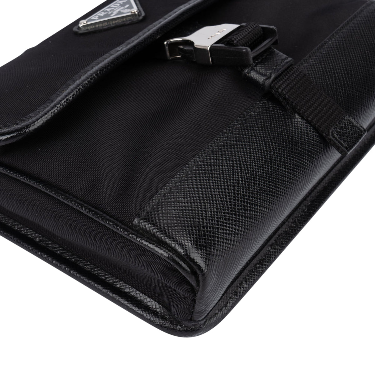 Mini sac bandoulière Prada en nylon à logo triangulaire