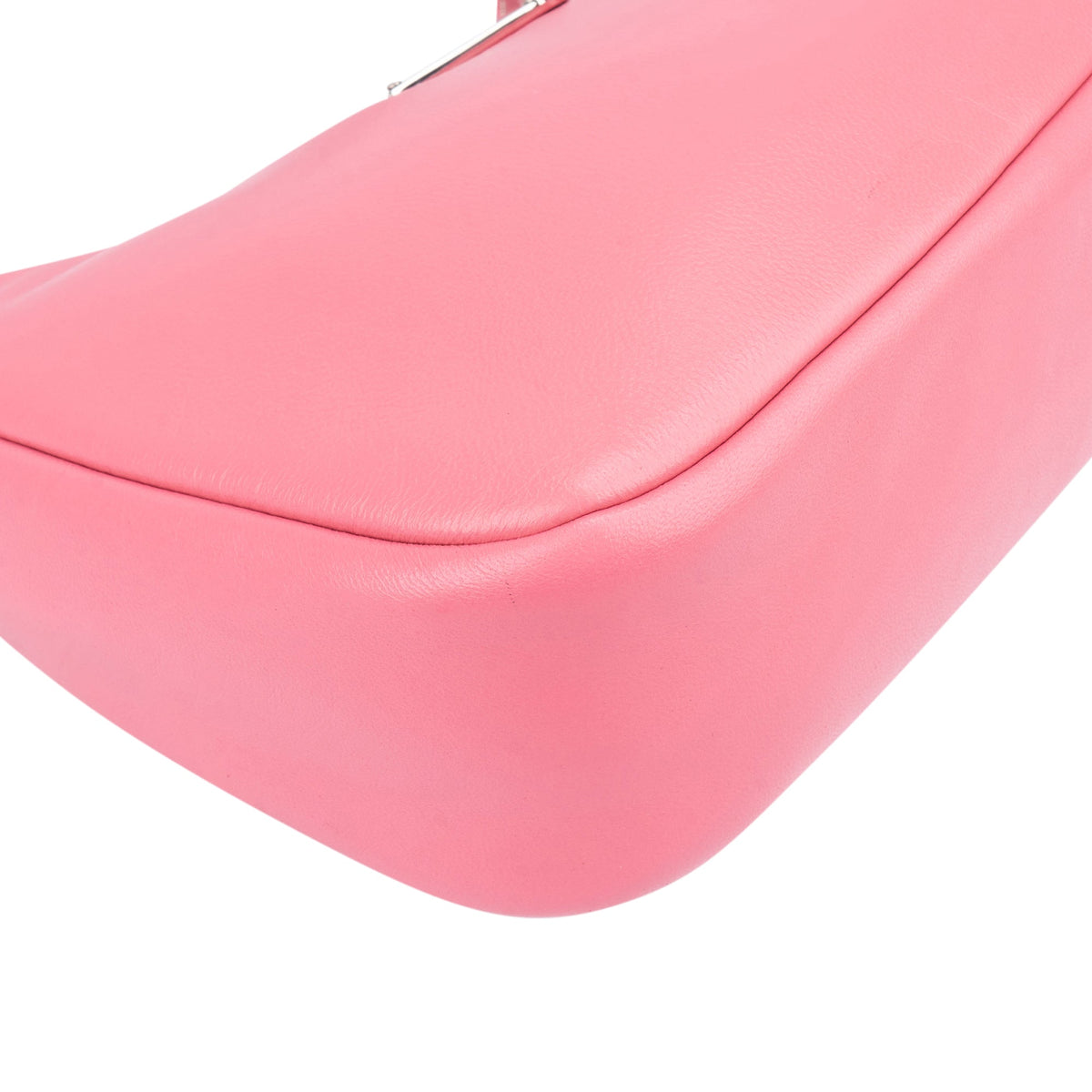 Prada Triangle RE-Edition aus weichem Leder – Ansicht 8