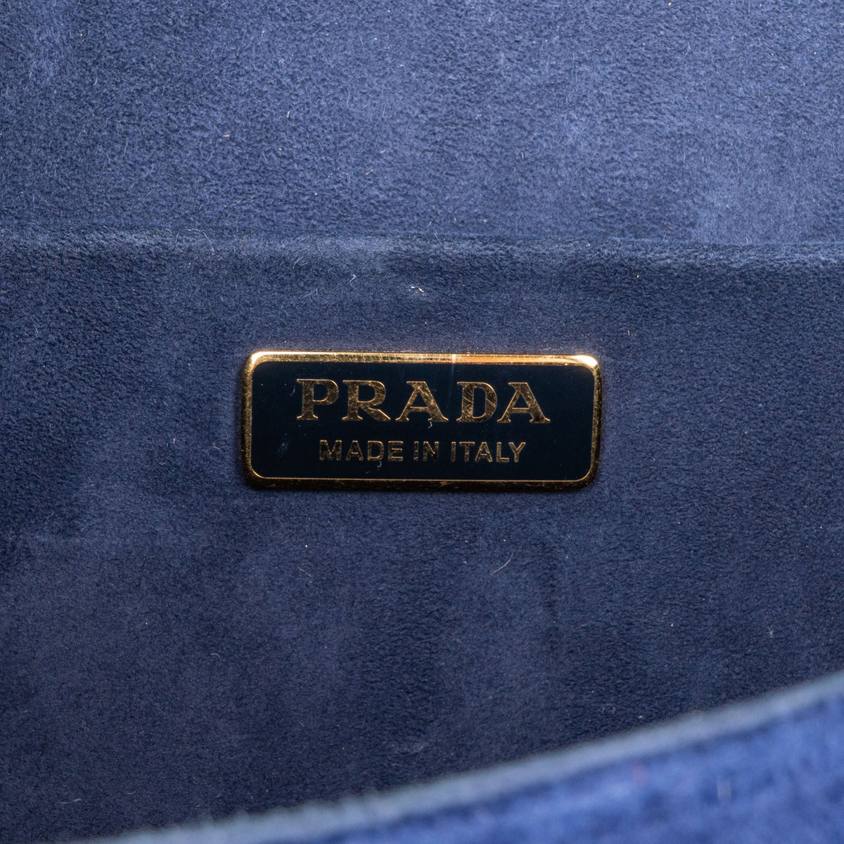 Prada Velvet FW17 Trompe-l'oeil crossbodytas
