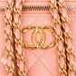 Sac Vanity Chanel à bandoulière en cuir d'agneau matelassé avec logo CC